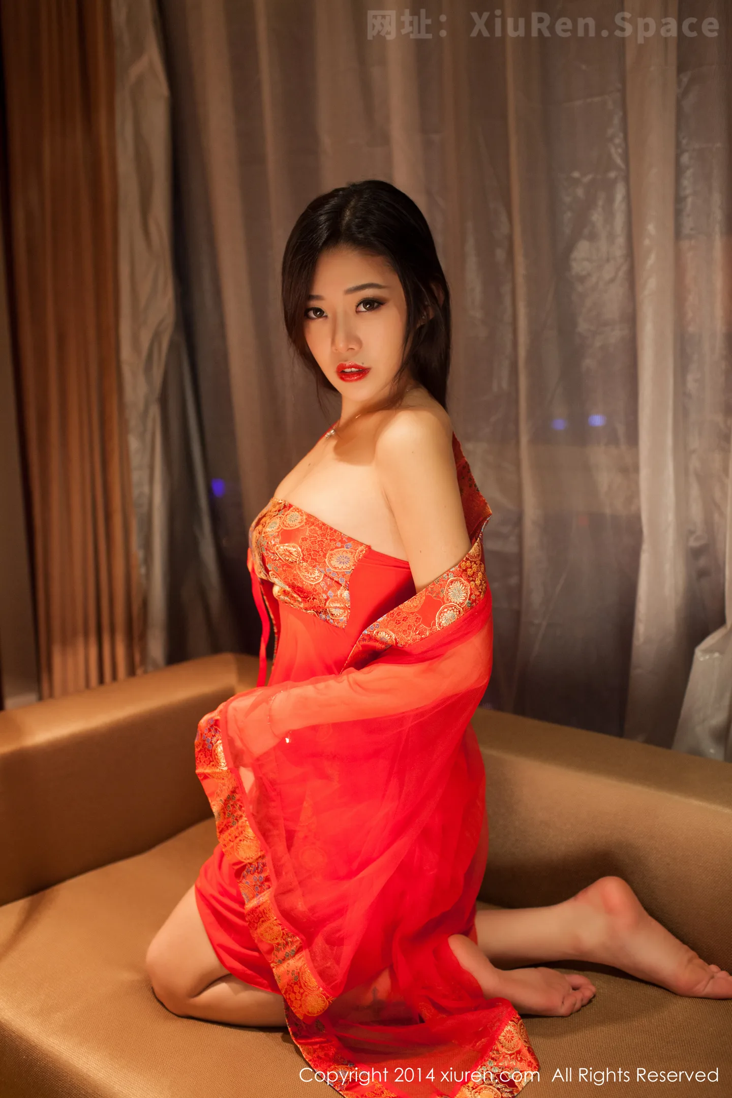 图片[4]-[XiuRen秀人网]VOL.097 嫩模luvian本能大尺度血滴子遮两点极致诱惑写真57P-秀人网官方网站